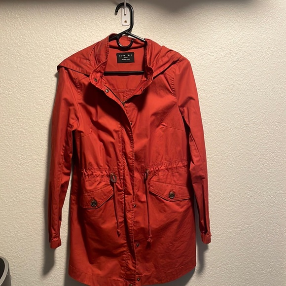 Practically new, worn only a couple times. No stains or tears - Picture 1 of 2